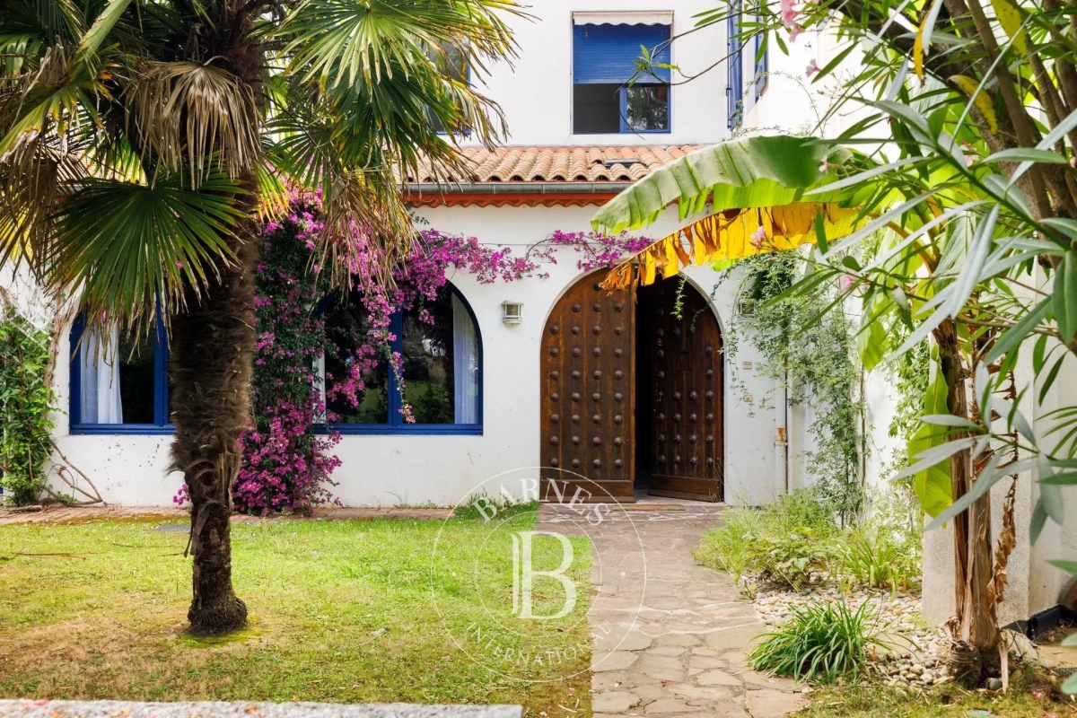 Luxury Apartment for sale in Anglet, 1 540 000 €, Photo 1