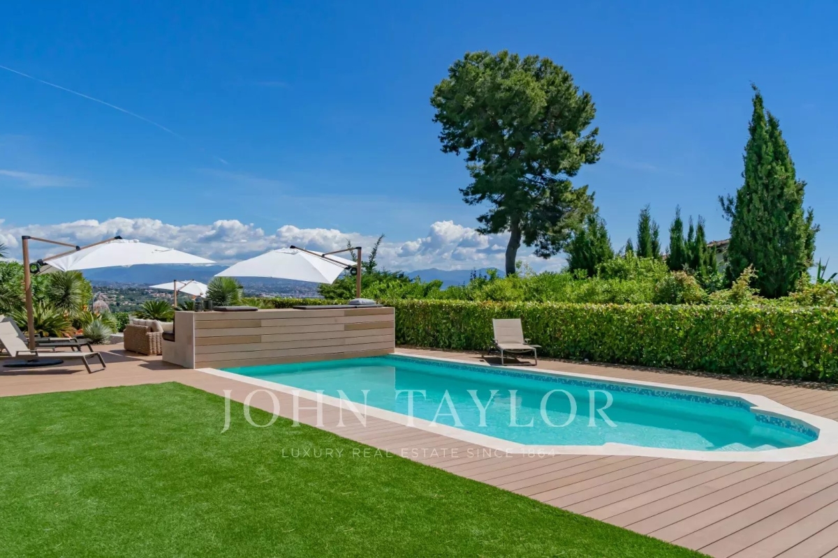 Luxury House for sale in Antibes, 1 980 000 €, Photo 2
