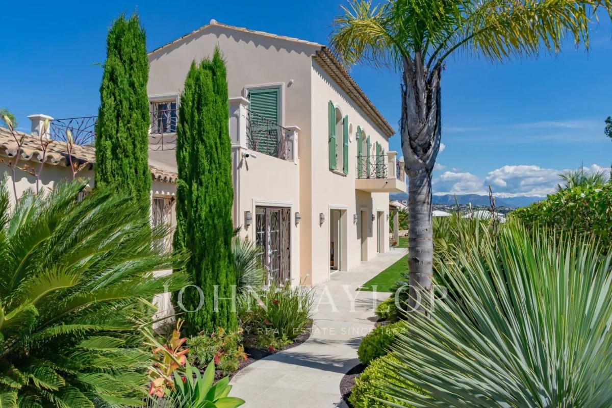 Luxury House for sale in Antibes, 1 980 000 €, Photo 4