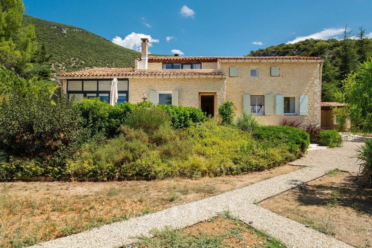 Maison de luxe à vendre à Rustrel, 1 180 000 €, Photo 4