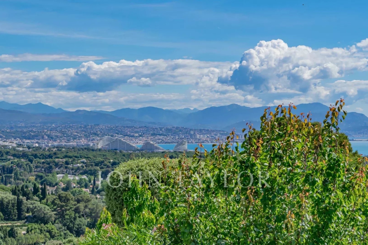 Luxury House for sale in Antibes, 1 980 000 €, Photo 6