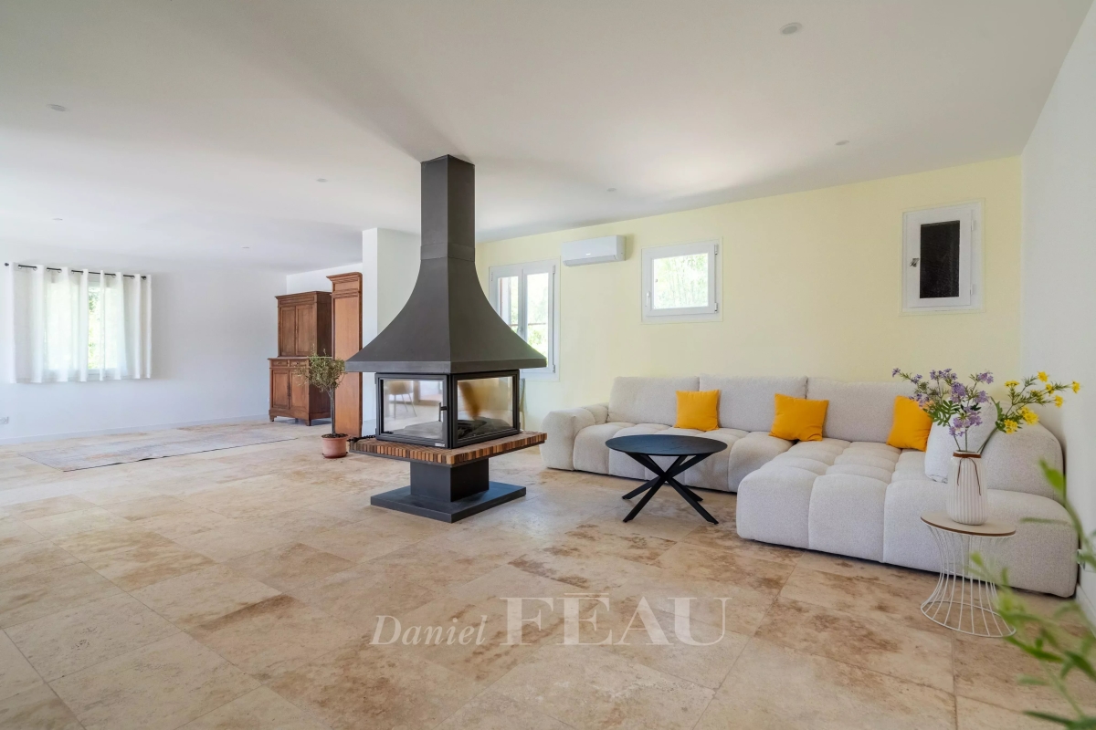 Maison de luxe à vendre à Rustrel, 1 180 000 €, Photo 7