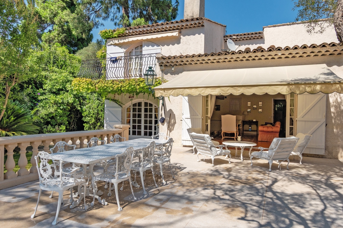 Luxury House for sale in Cap d'Antibes, 2 950 000 €, Photo 2