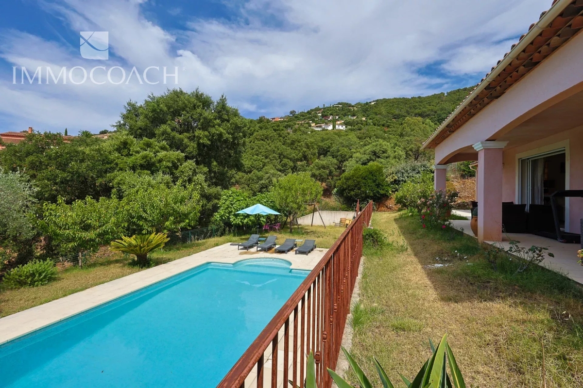 Luxury House for sale in La Londe-les-Maures, 1 268 800 €, Photo 2