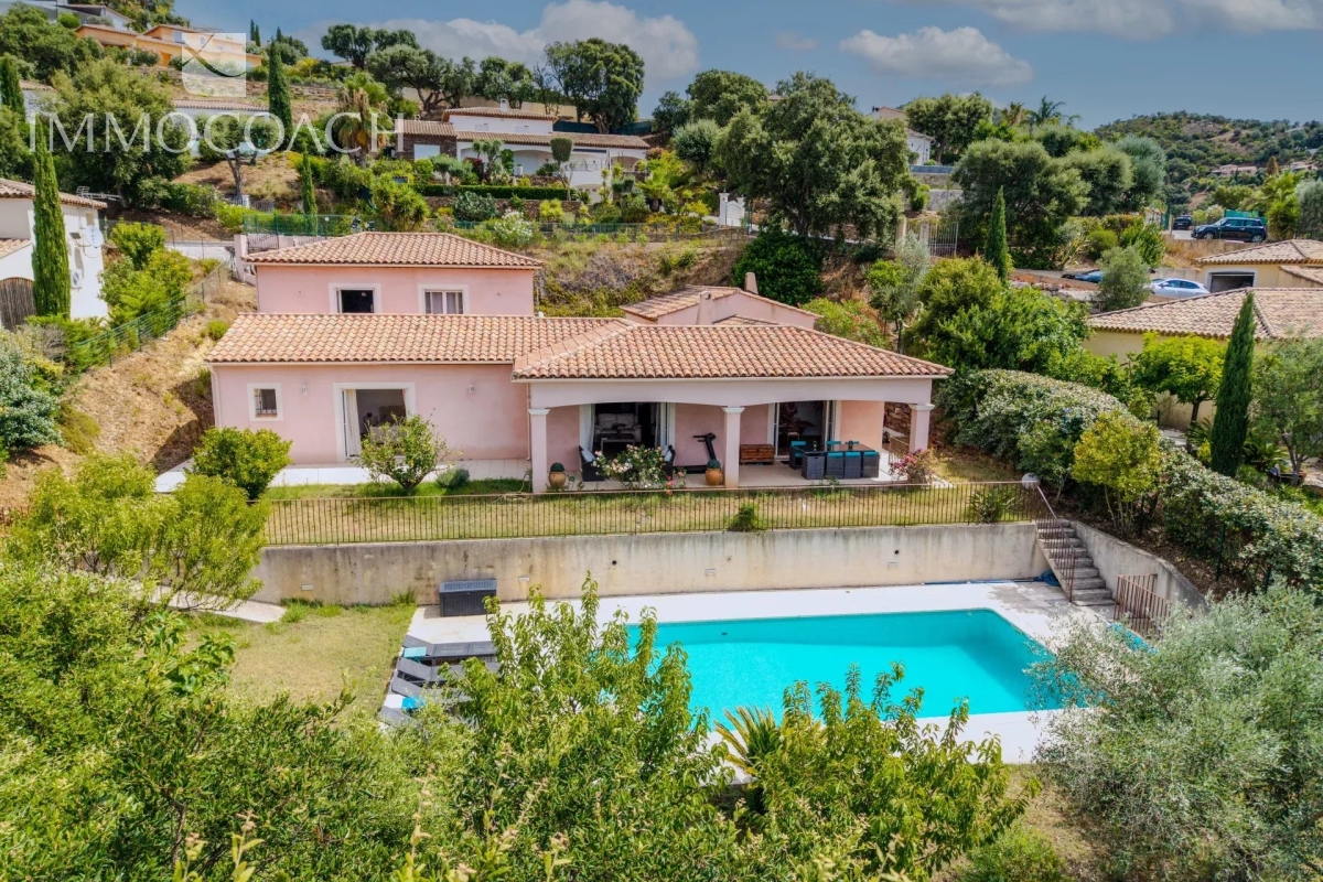 Luxury House for sale in La Londe-les-Maures, 1 268 800 €, Photo 4