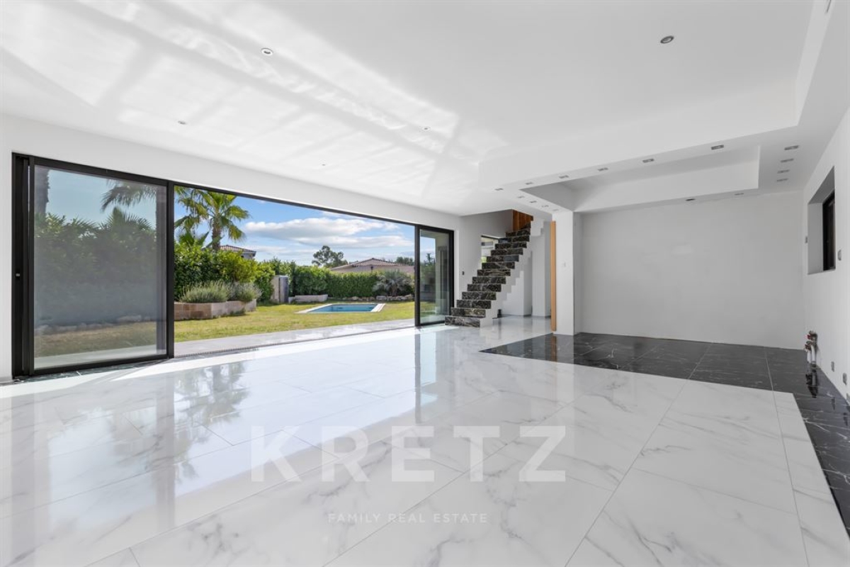 Luxury House for sale in Grimaud, 1 390 000 €, Photo 7