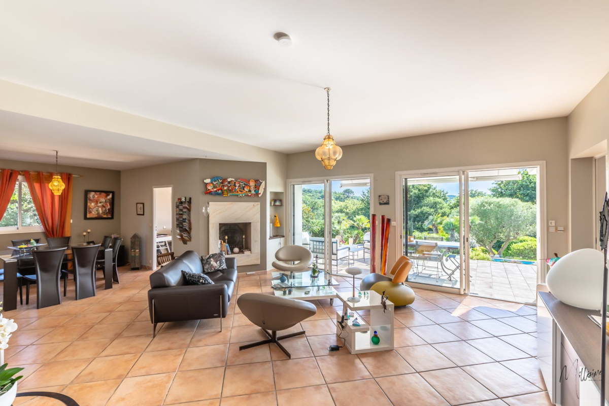 Maison de luxe à vendre à Bassussarry, 1 395 000 €, Photo 3