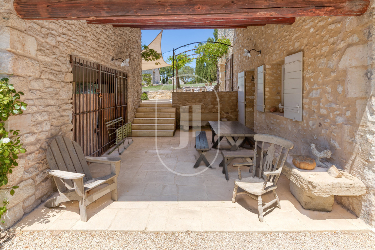Maison de luxe à vendre à Roussillon, 1 595 000 €, Photo 2