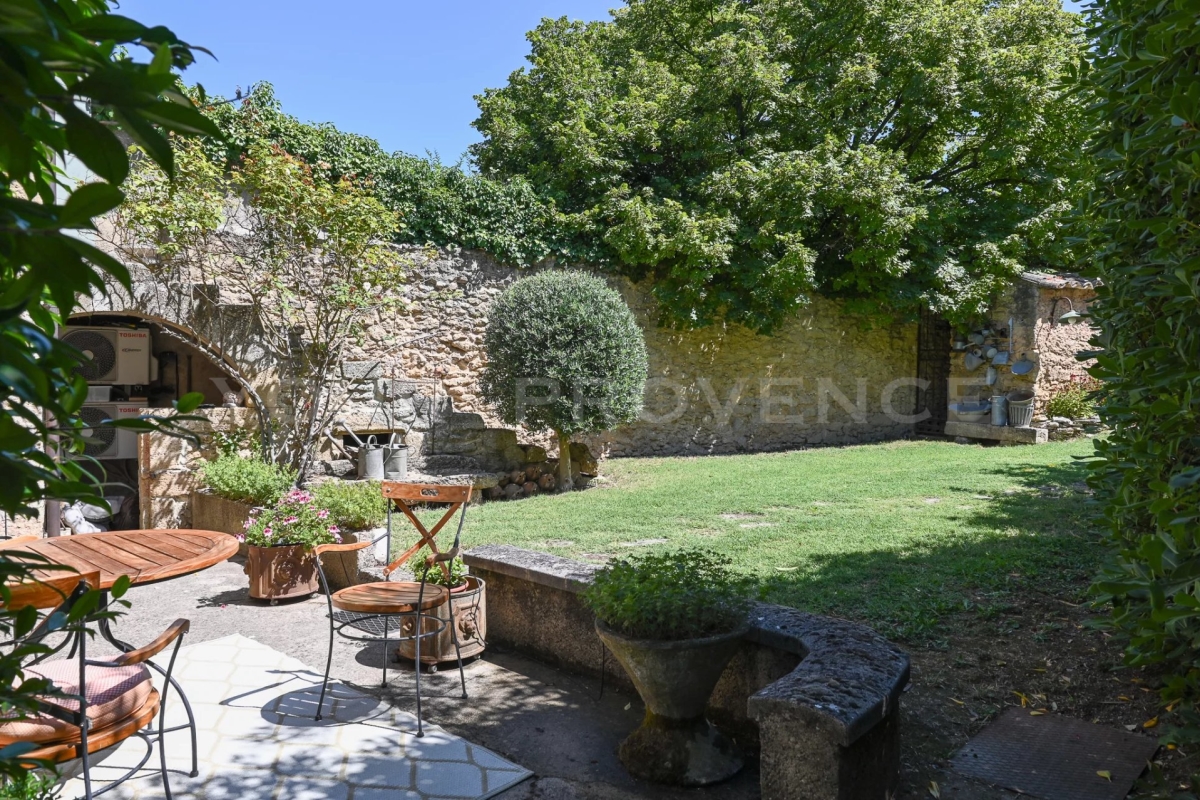 Luxury House for sale in Taillades, 759 000 €, Photo 3
