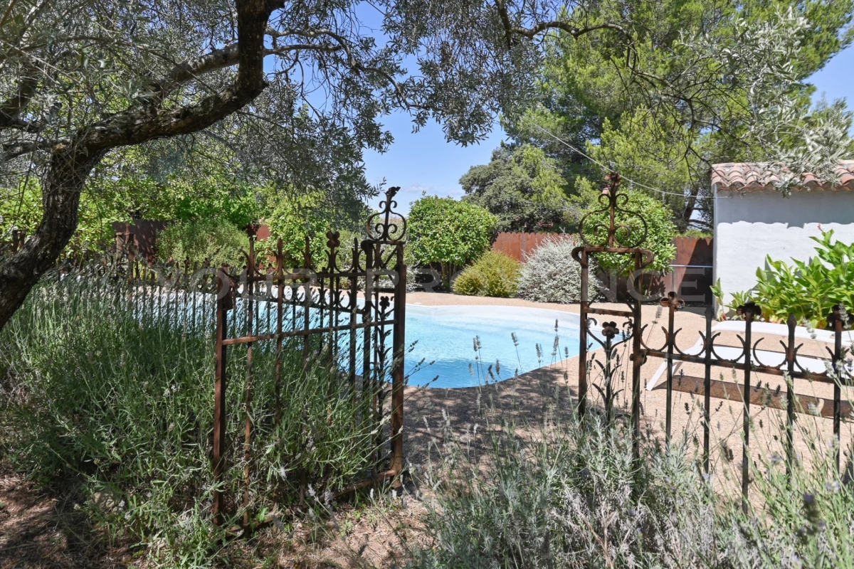 Luxury House for sale in Taillades, 759 000 €, Photo 6