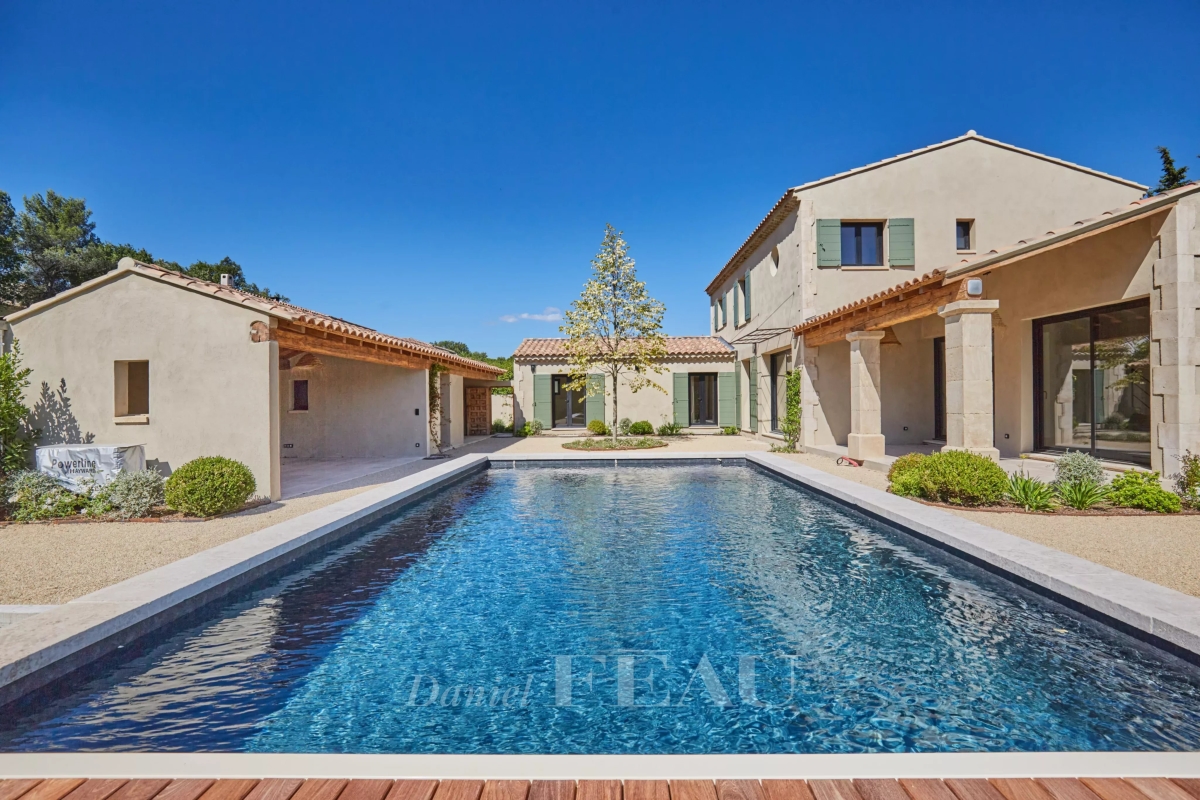 Luxury House for sale in Saint-Rémy-de-Provence, 2 435 000 €, Photo 1