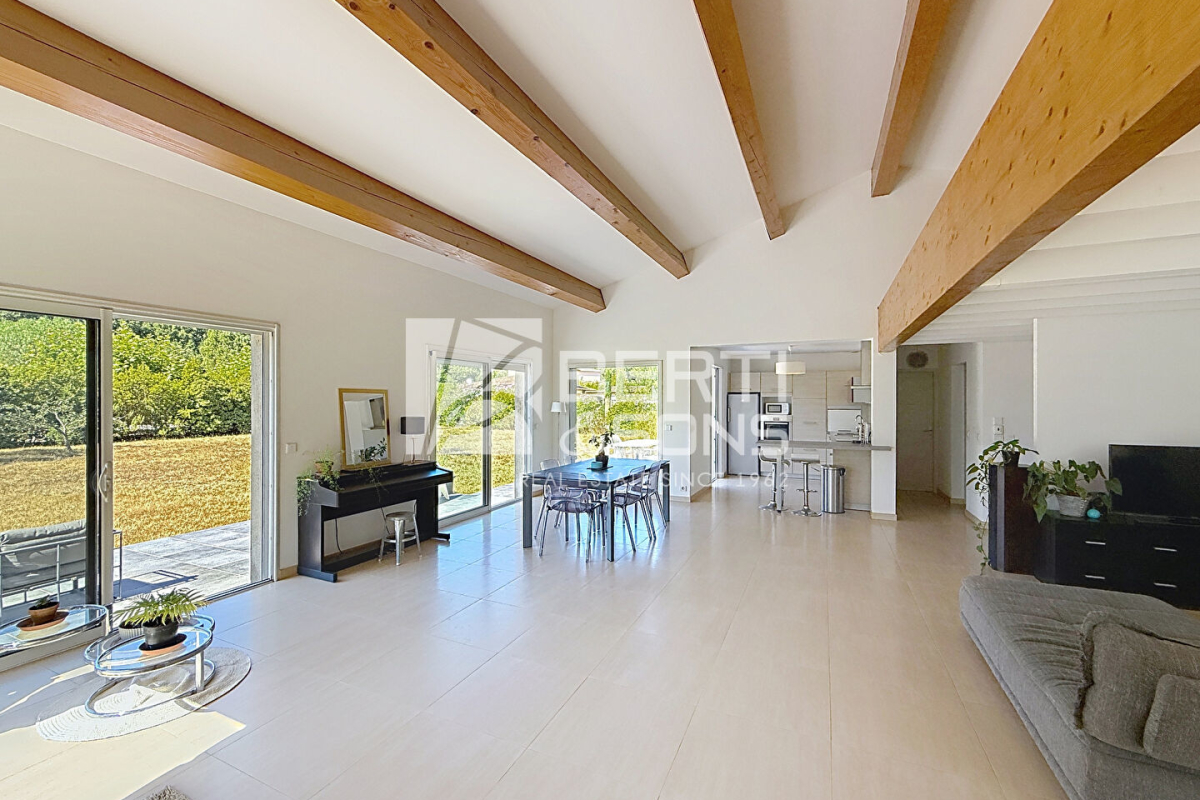 Maison de luxe à vendre à Châteauneuf-Grasse, 700 000 €, Photo 3