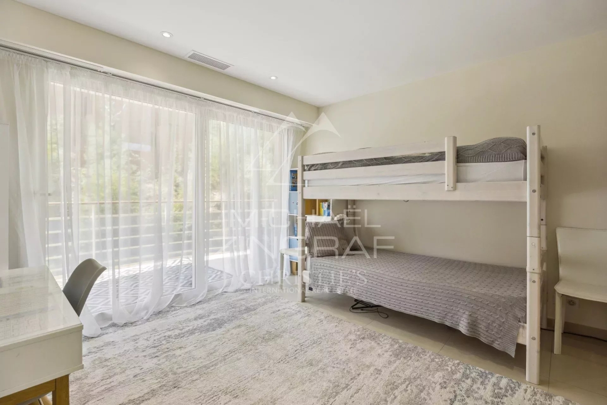 Luxury Apartment for sale in Théoule-sur-Mer, 1 195 000 €, Photo 6