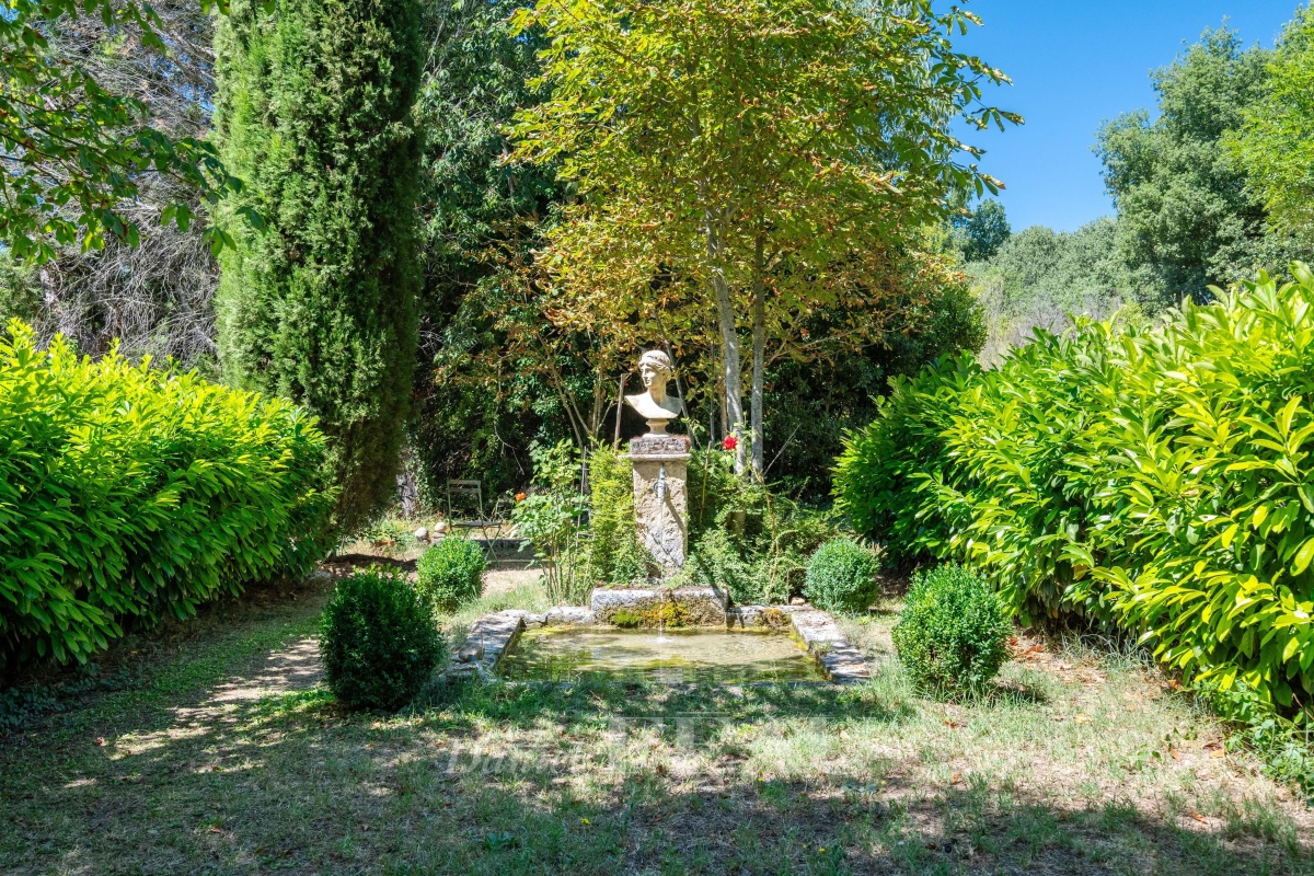 Maison de luxe à vendre à Valensole, 1 300 000 €, Photo 4