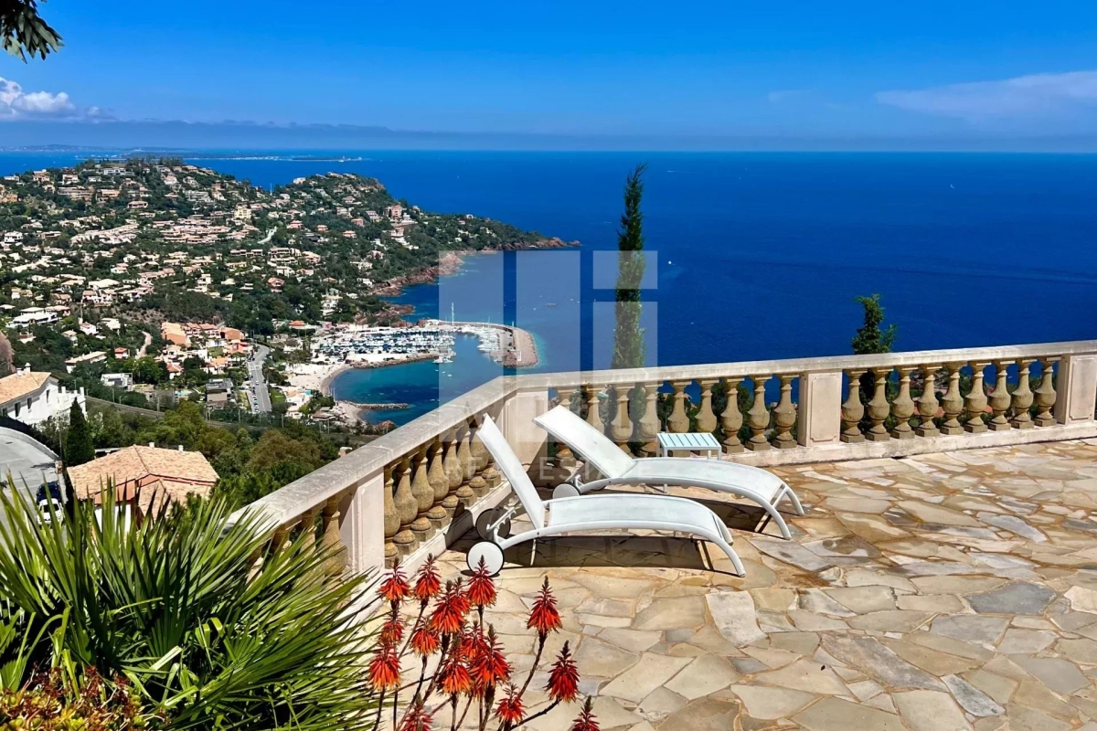Maison de luxe à vendre à Cannes, 2 700 000 €, Photo 3