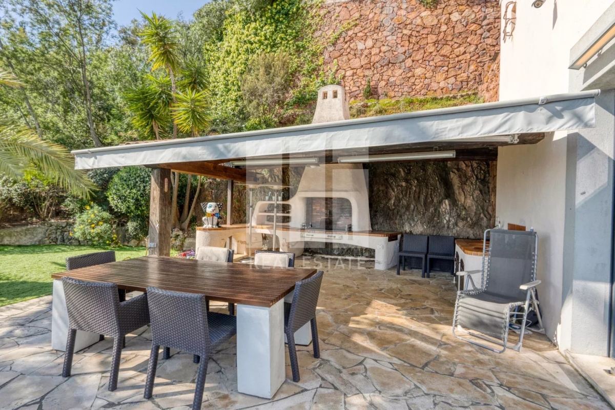 Maison de luxe à vendre à Théoule-sur-Mer, 2 700 000 €, Photo 4