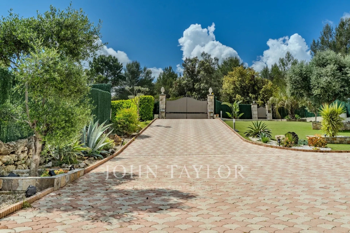 Luxury House for sale in Peymeinade, 1 199 000 €, Photo 4