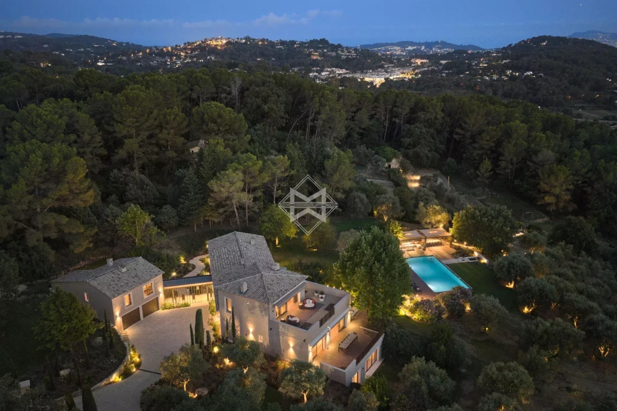 Maison de luxe à vendre à Mougins, 12 500 000 €, Photo 1