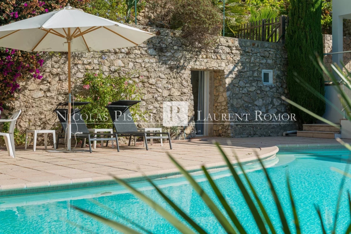 Maison de luxe à vendre à Èze, 2 850 000 €, Photo 3