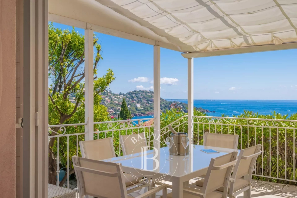 Maison de luxe à vendre à Théoule-sur-Mer, 880 000 €, Photo 4