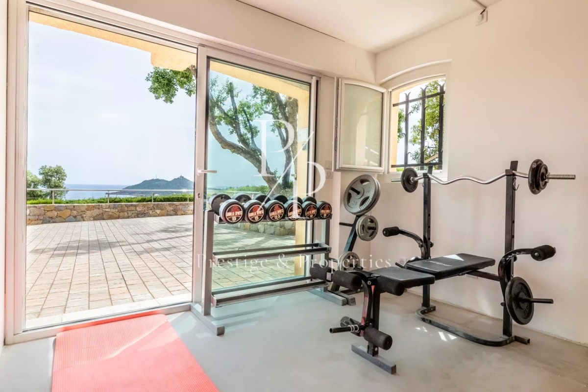 Luxury House for sale in Saint-Raphaël, 2 200 000 €, Photo 7