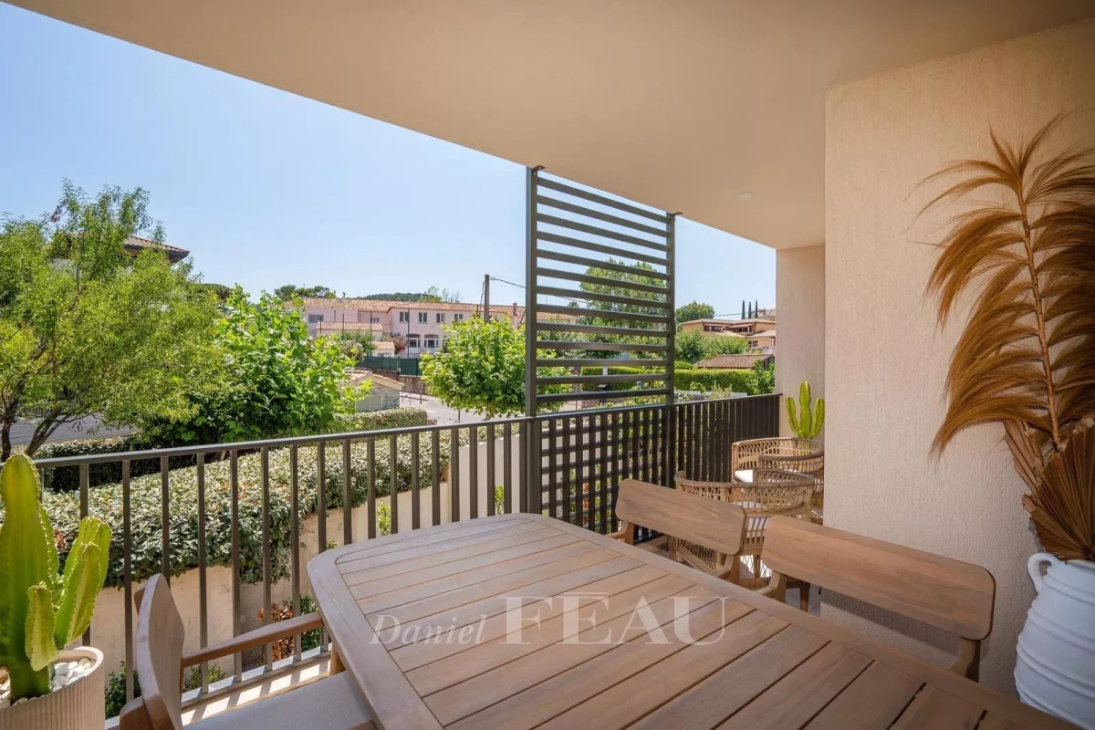 Appartement de luxe à vendre à Saint-Tropez, 1 950 000 €, Photo 2