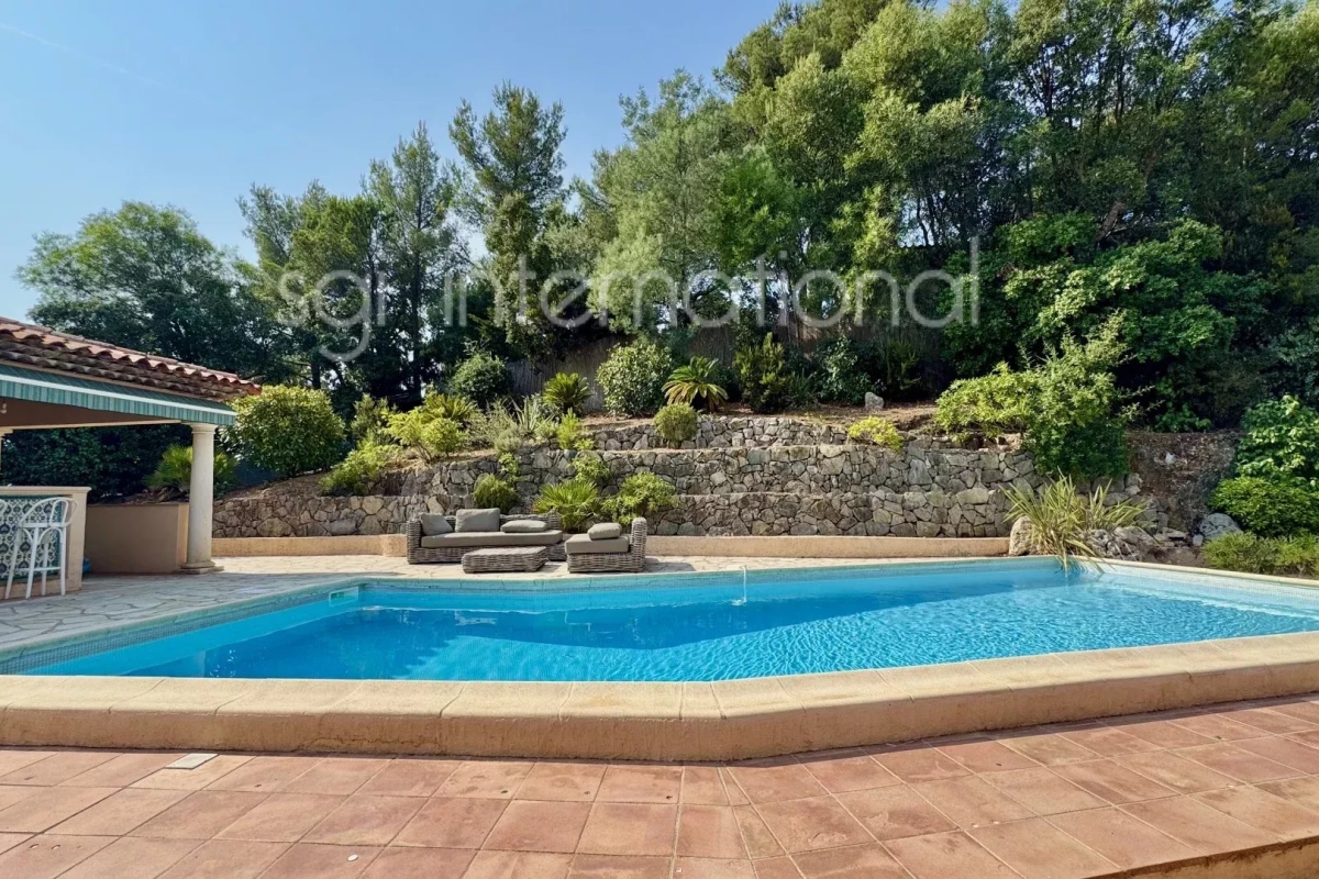 Luxury House for sale in La Croix-Valmer, 1 900 000 €, Photo 2