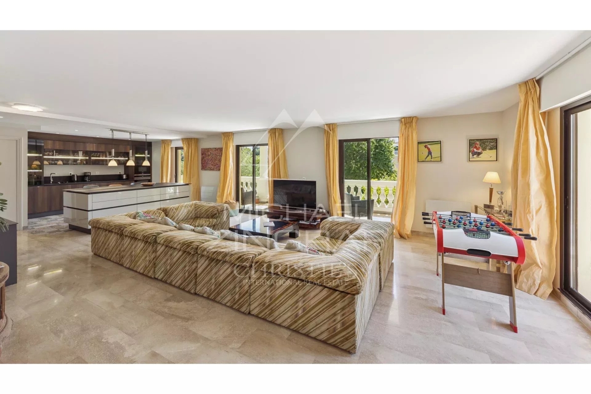 Appartement de luxe à vendre à Mandelieu-la-Napoule, 995 000 €, Photo 1