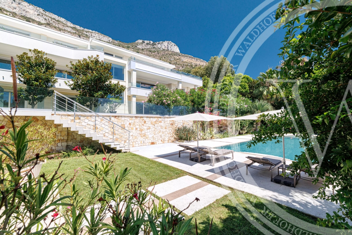 Maison de luxe à vendre à Cap-d'Ail, 15 800 000 €, Photo 2
