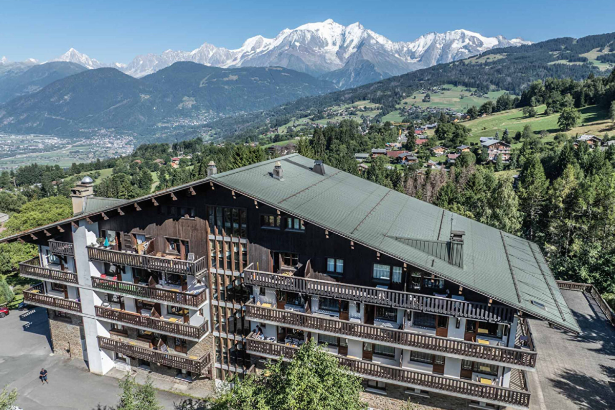 Luxury Apartment for sale in Combloux, 1 550 000 €, Photo 2