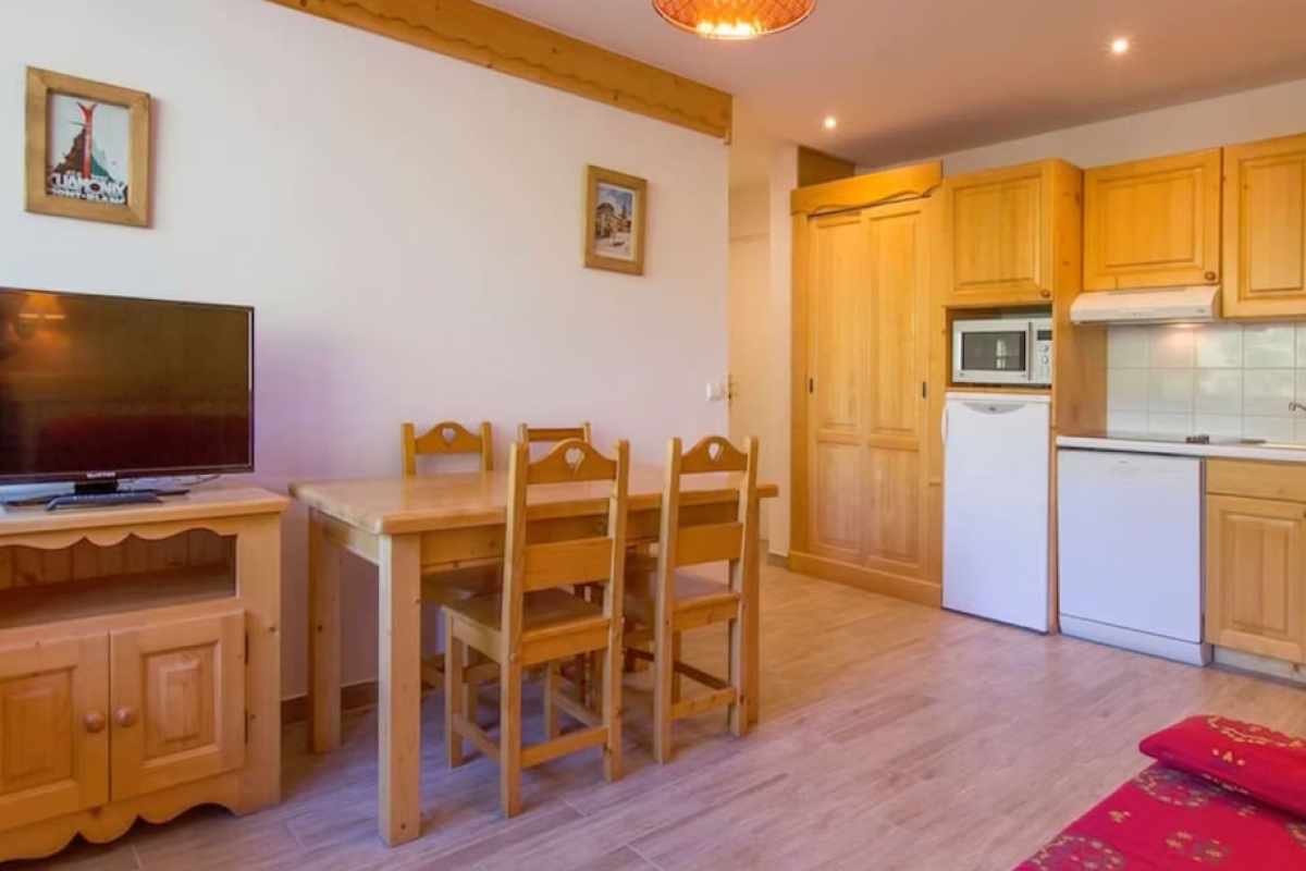 Luxury Apartment for sale in Combloux, 1 550 000 €, Photo 3