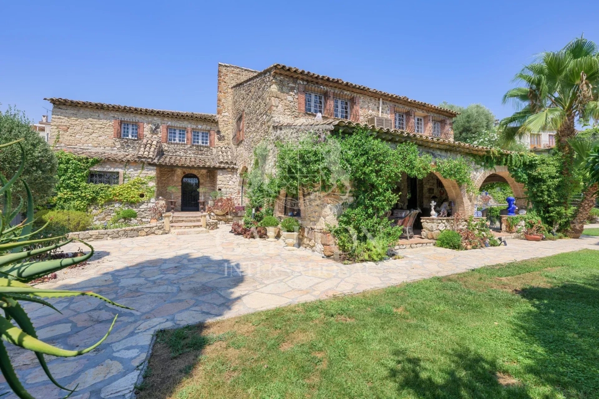 Luxury House for sale in Biot, 3 250 000 €, Photo 1