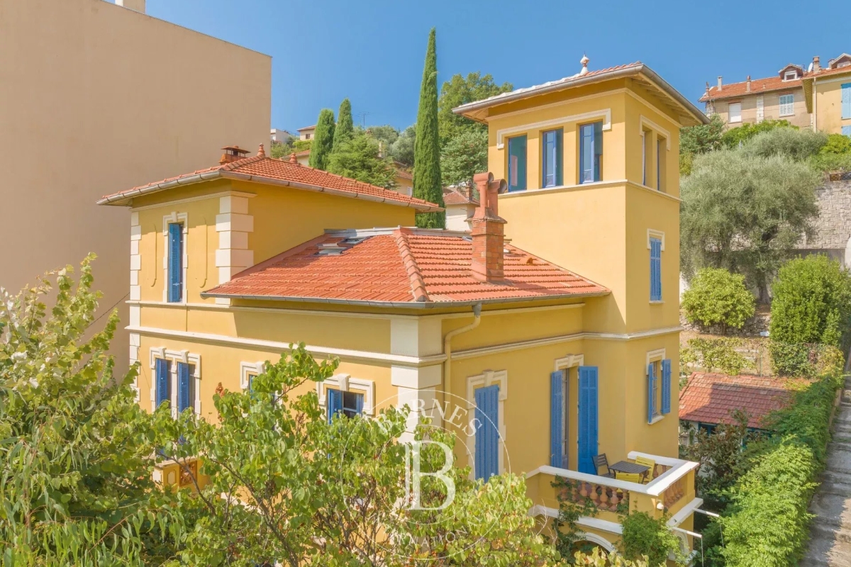Maison de luxe à vendre à Grasse, 980 000 €, Photo 1