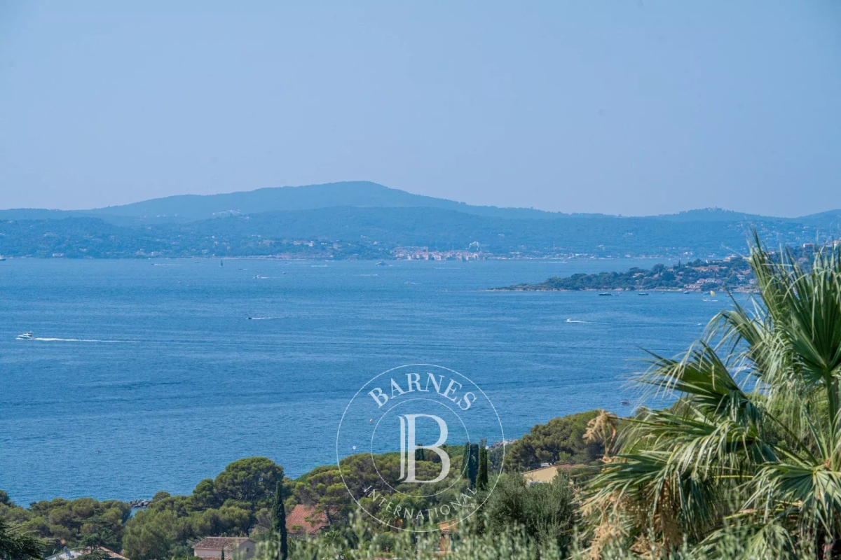 Luxury House for sale in Les Issambres, 1 690 000 €, Photo 2