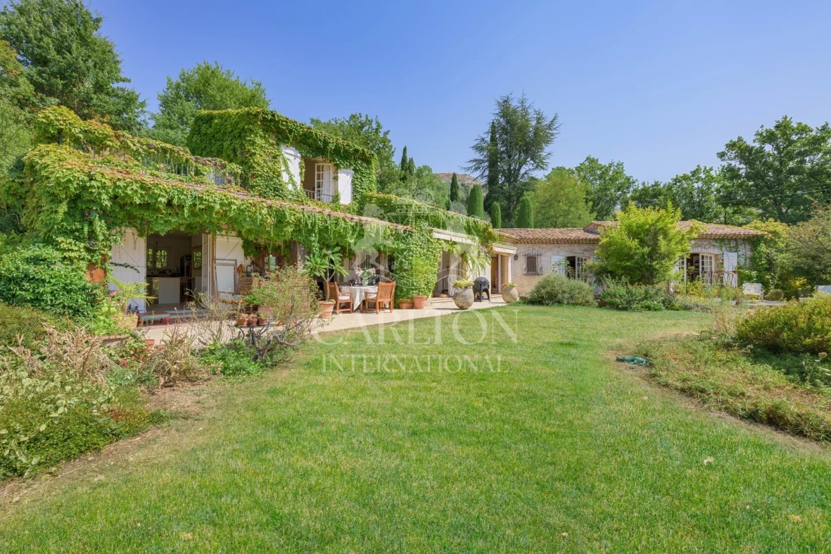 Luxury House for sale in Saint-Vallier-de-Thiey, 980 000 €, Photo 2