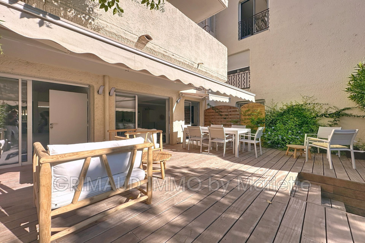 Appartement de luxe à vendre à Saint-Tropez, 1 199 000 €, Photo 2