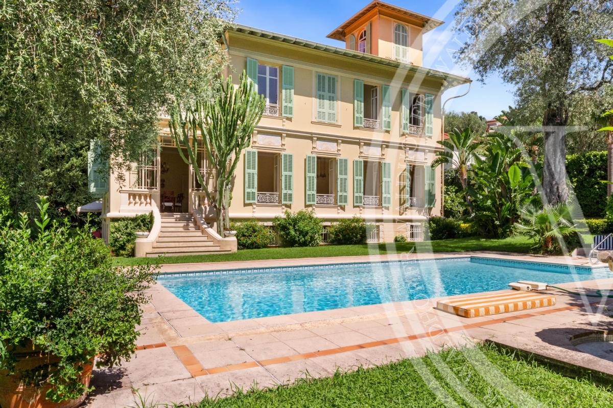 Maison de luxe à vendre à Saint-Jean-Cap-Ferrat, 13 900 000 €, Photo 1