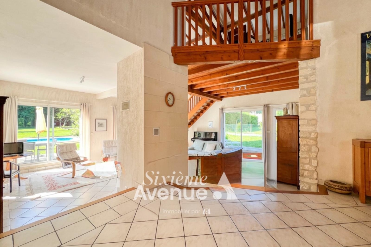 Maison de luxe à vendre à Saintes, 429 000 €, Photo 7