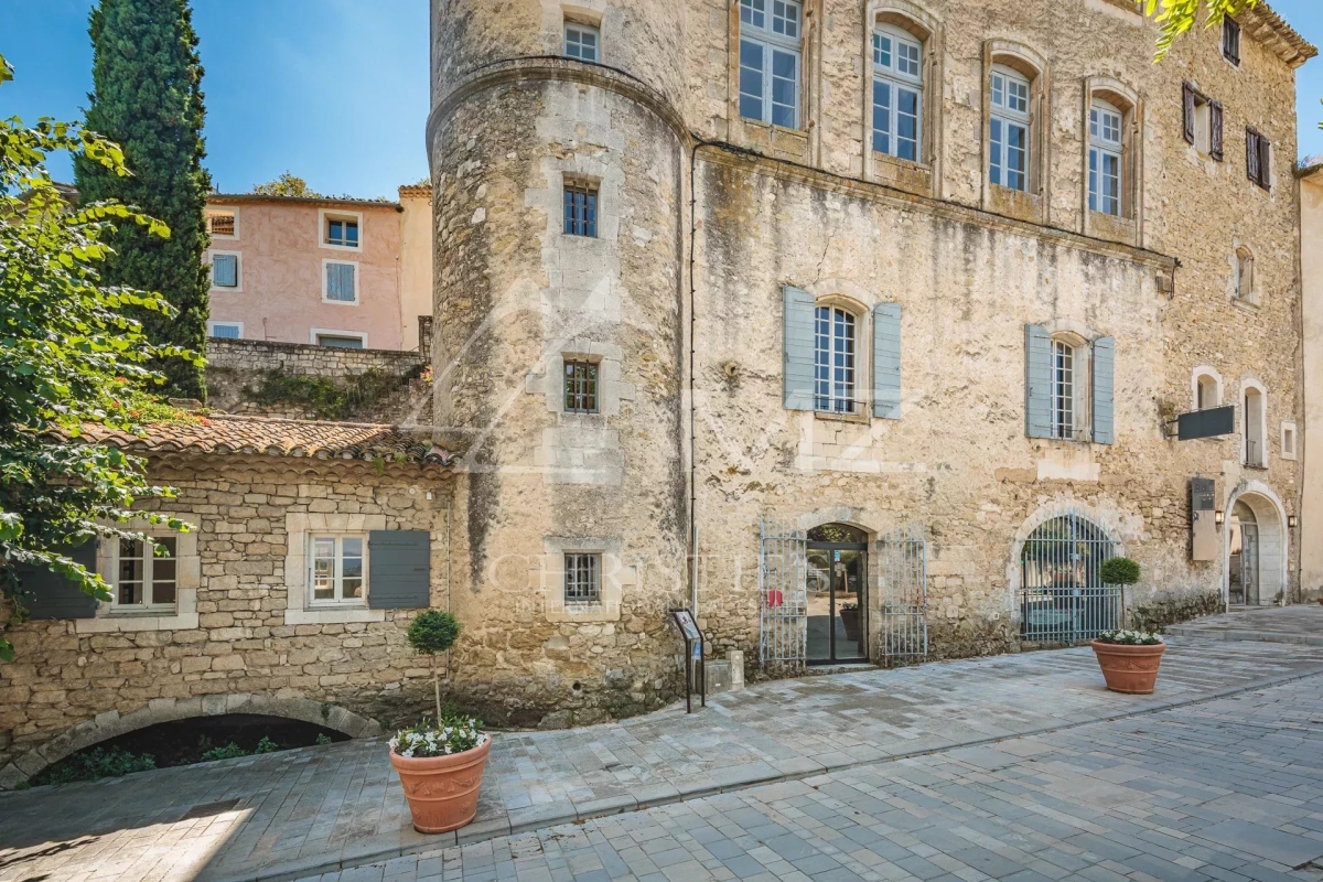 Luxury House for sale in Ménerbes, 1 260 000 €, Photo 1