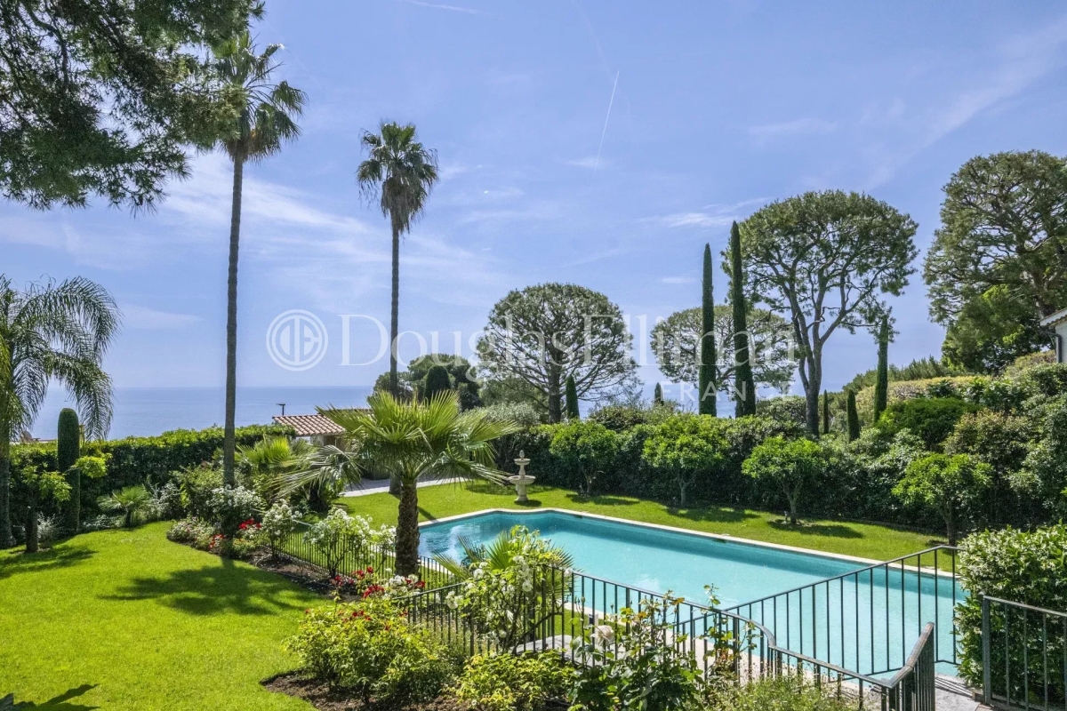 Maison de luxe à vendre à Saint-Jean-Cap-Ferrat, 22 500 000 €, Photo 3