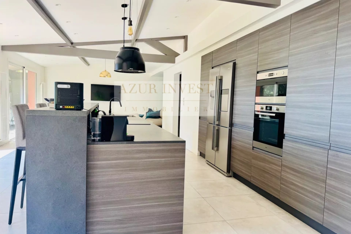 Maison de luxe à vendre à Menton, 995 000 €, Photo 5