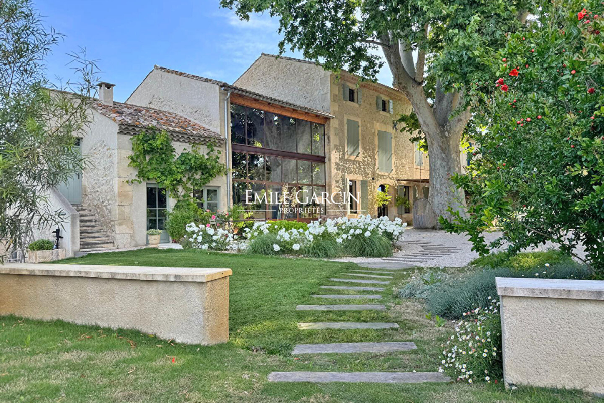 Maison de luxe à vendre à Boulbon, 2 120 000 €, Photo 2