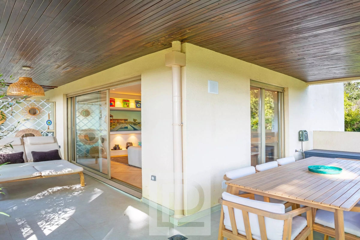 Luxury Apartment for sale in Cannes, 850 000 €, Photo 3