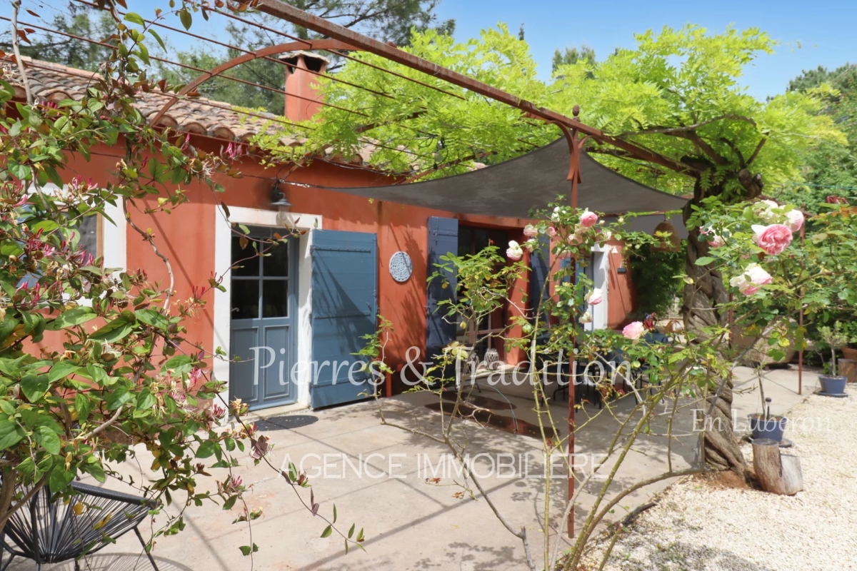 Maison de luxe à vendre à Roussillon, 1 250 000 €, Photo 1