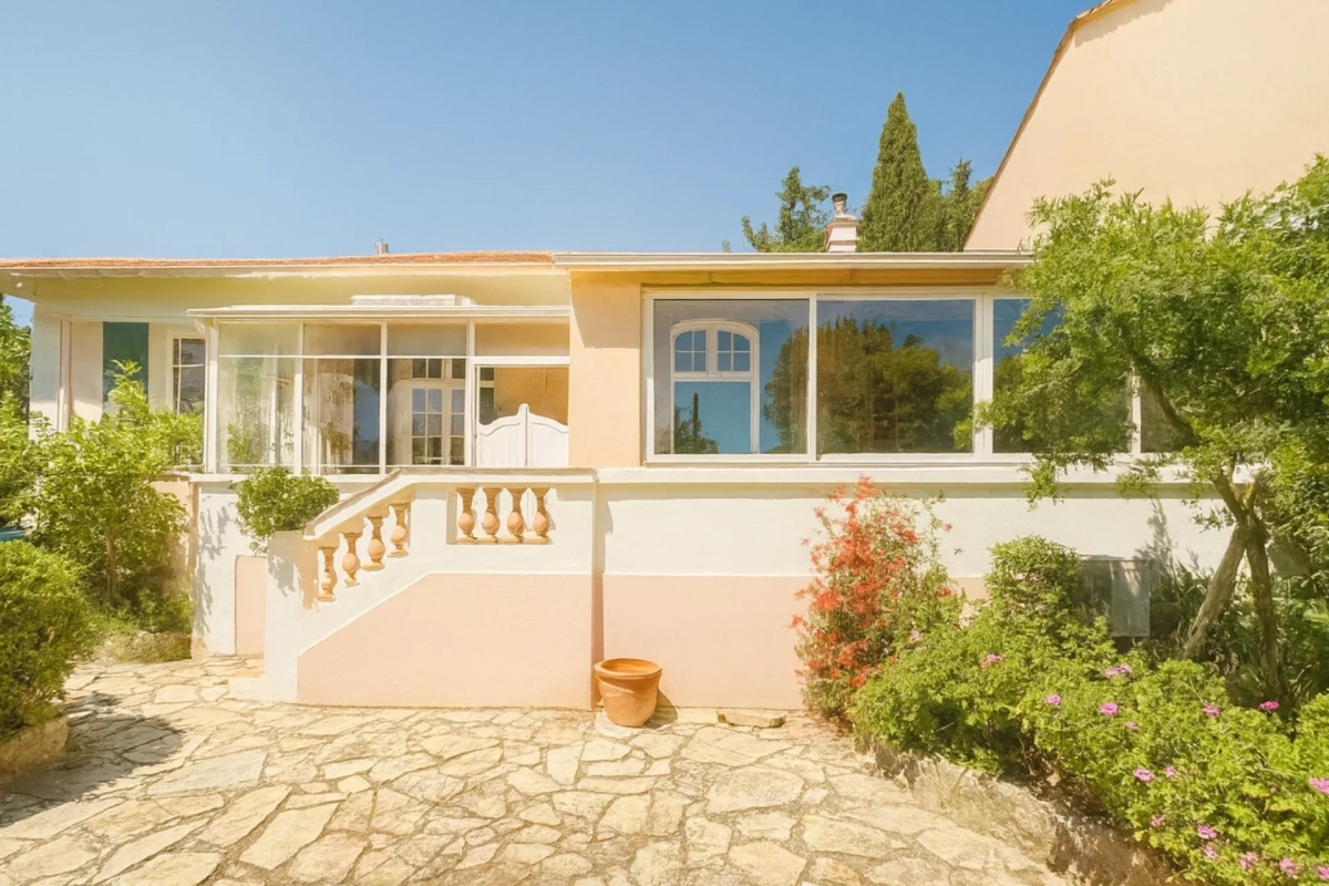Maison de luxe à vendre à Cannes, 880 000 €, Photo 1