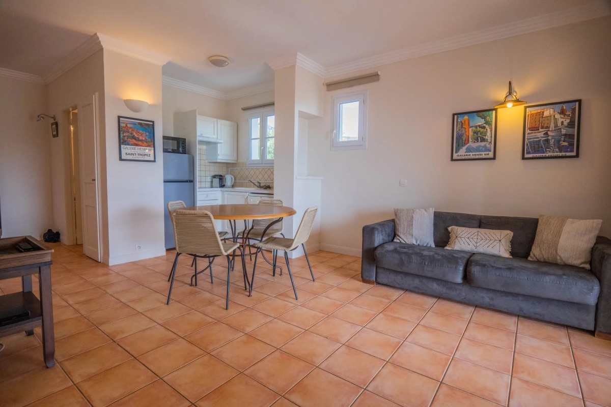 Luxury Apartment for sale in Grimaud, 430 000 €, Photo 4