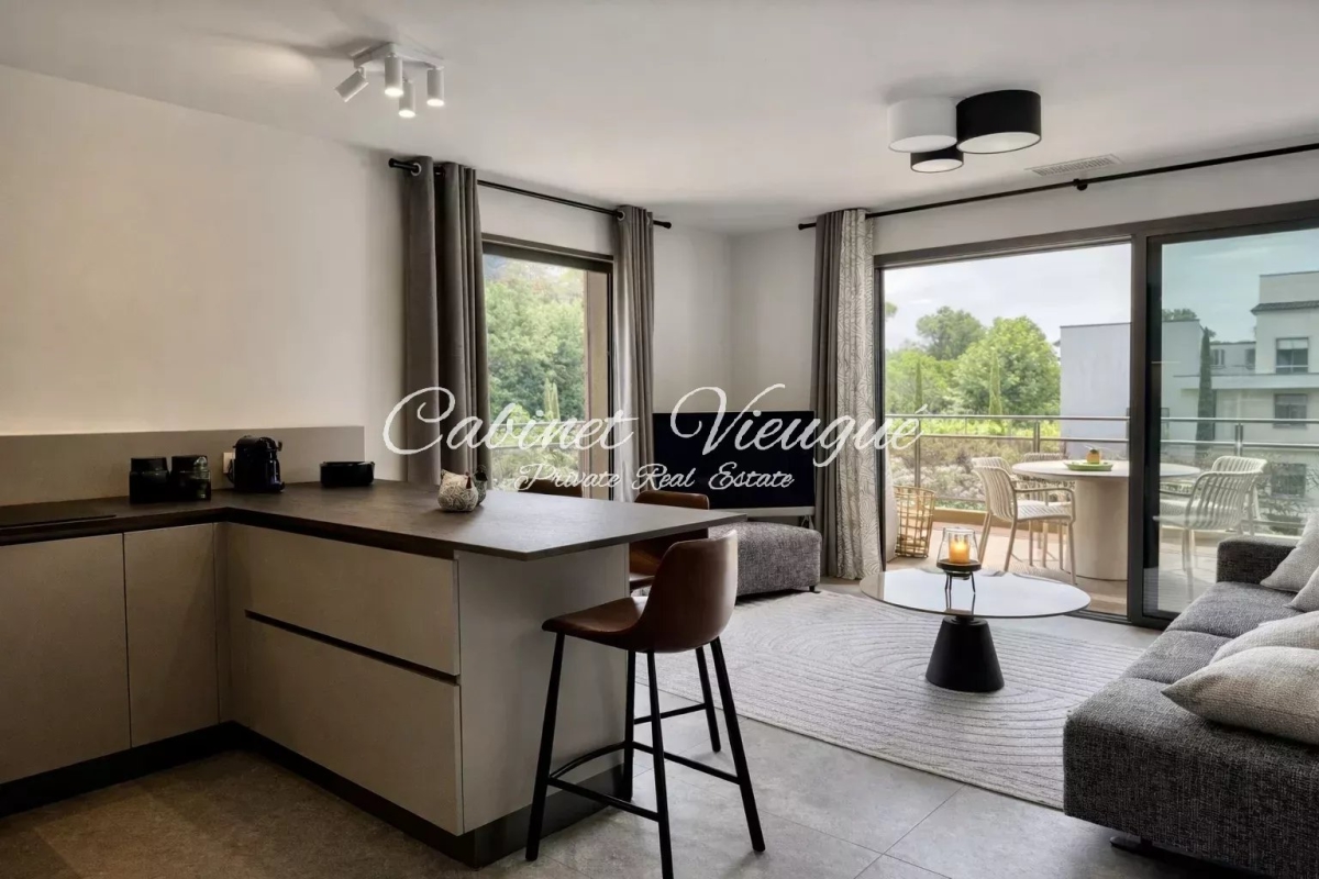 Luxury Apartment for sale in Grimaud, 1 065 000 €, Photo 4