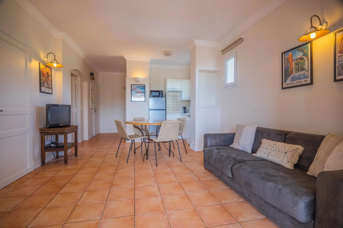 Luxury Apartment for sale in Grimaud, 430 000 €, Photo 5
