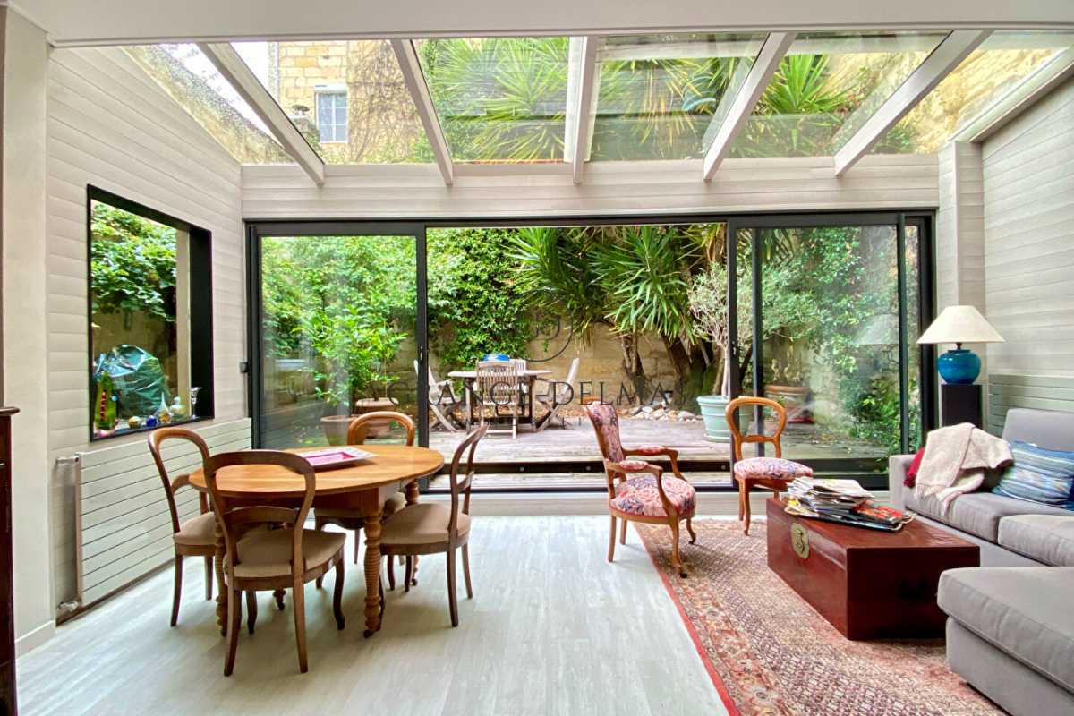Maison de luxe à vendre à Bordeaux, 916 000 €, Photo 3