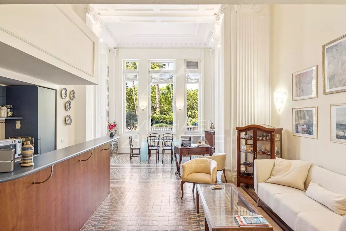 Luxury Apartment for sale in Beaulieu-sur-Mer, 1 690 000 €, Photo 3